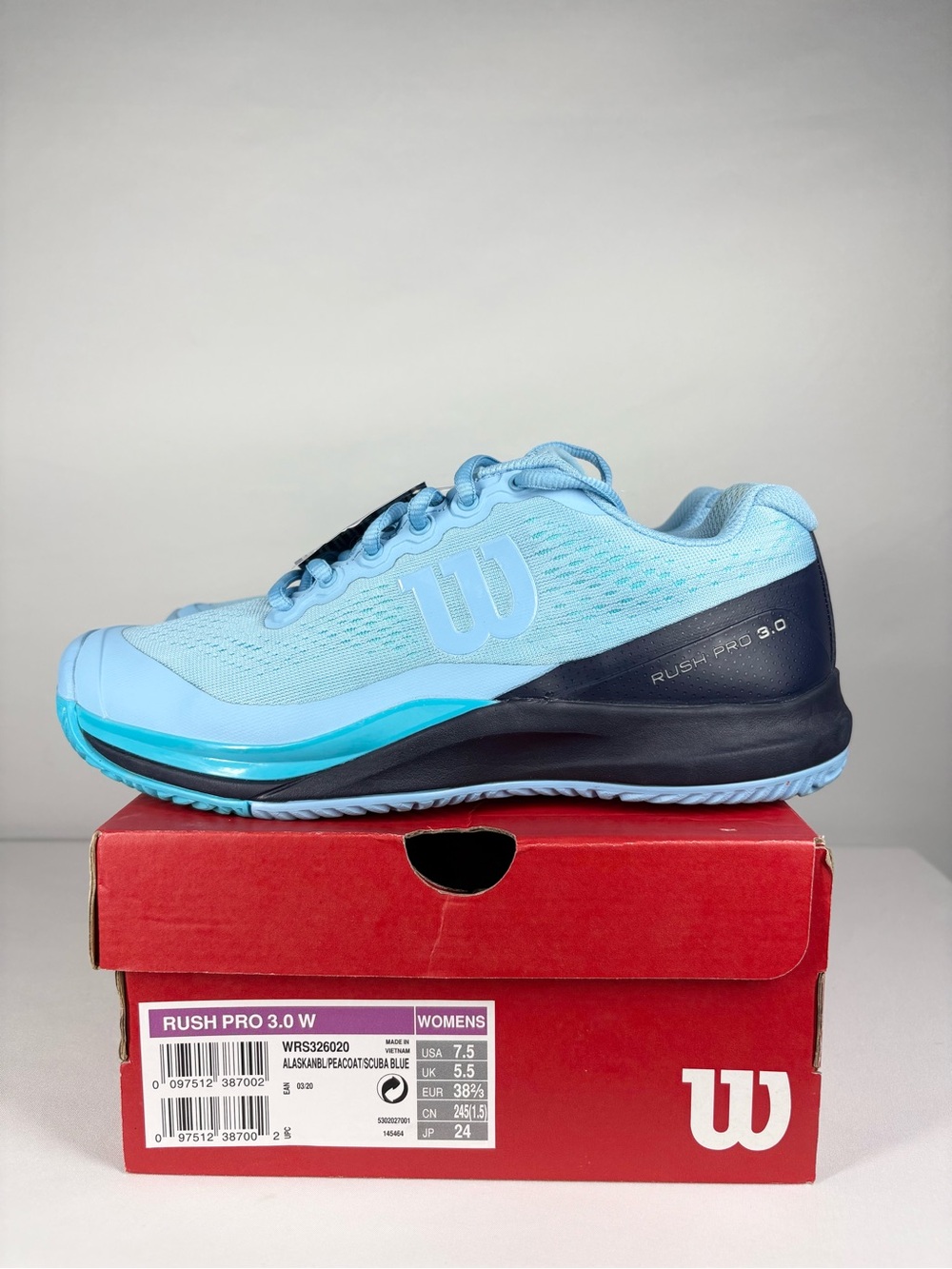 Like New Wilson Rush Pro 3.0 Women’s Tennis Shoe. Light Blue. Size 7.5